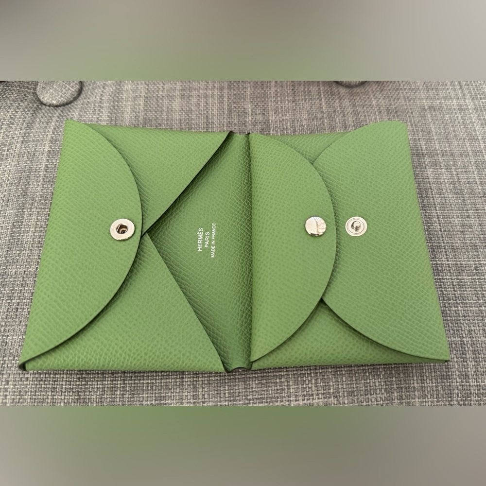 Hermes Calvi Duo Vert Criquet Epsom Leather, with Box and Ribbon, Lightly Used